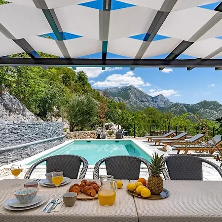 Vila New! Stone Judita With Heated Pool And Hydro-massage *