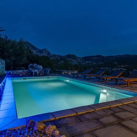 New! Stone Judita With Heated Pool And Hydro-massage Vila