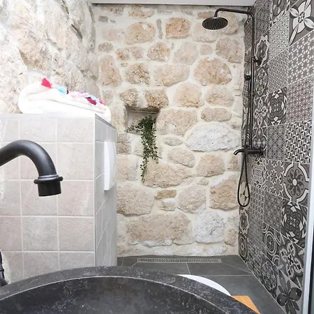 Vila New! Stone Judita With Heated Pool And Hydro-massage Zadvarje
