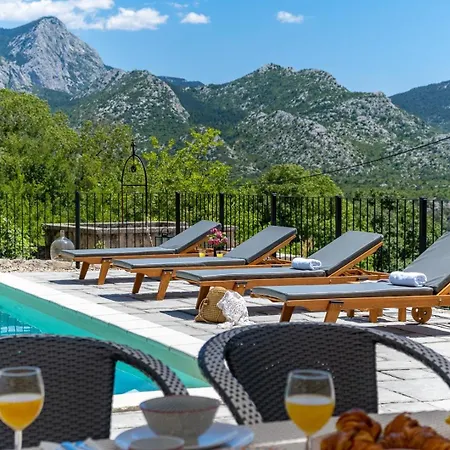 Vila New! Stone Judita With Heated Pool And Hydro-massage Zadvarje