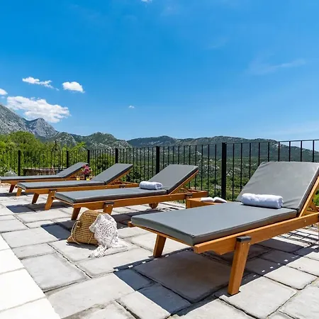 Stone Judita With Heated Pool And Hydro-massage Villa *