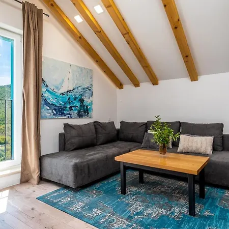 Stone Judita With Heated Pool And Hydro-massage Zadvarje