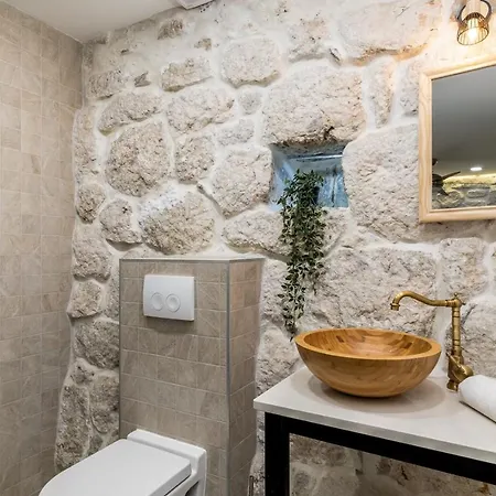 Stone Judita With Heated Pool And Hydro-massage *